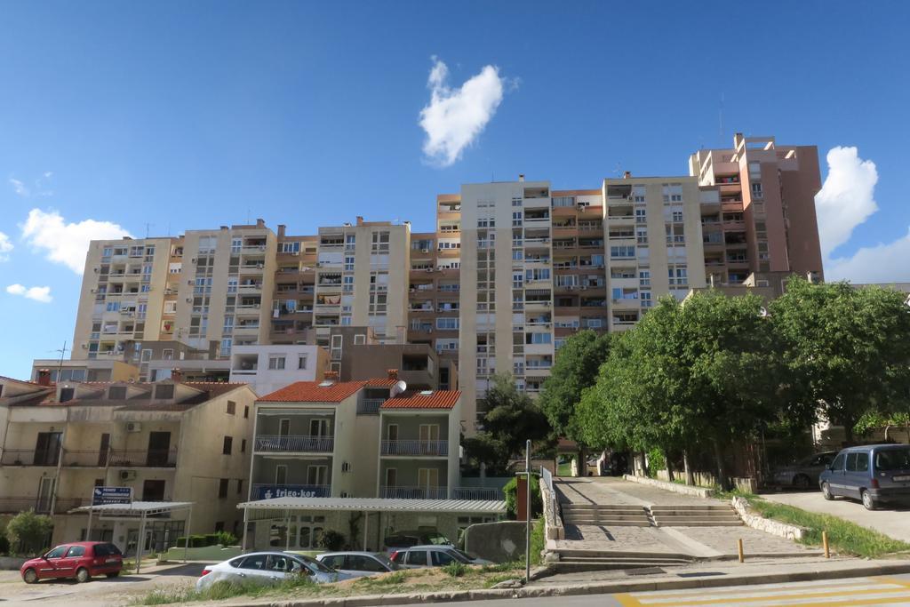 Apartment Veseli Split Exteriör bild